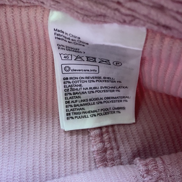 H&M velvet button down skirt🎁24 hour Price drop! - Picture 3 of 4